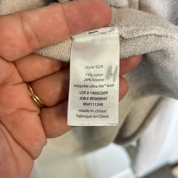 Barefoot Dreams CozyChic Ultra Lite Open Cardigan Size Small - Picture 7 of 8